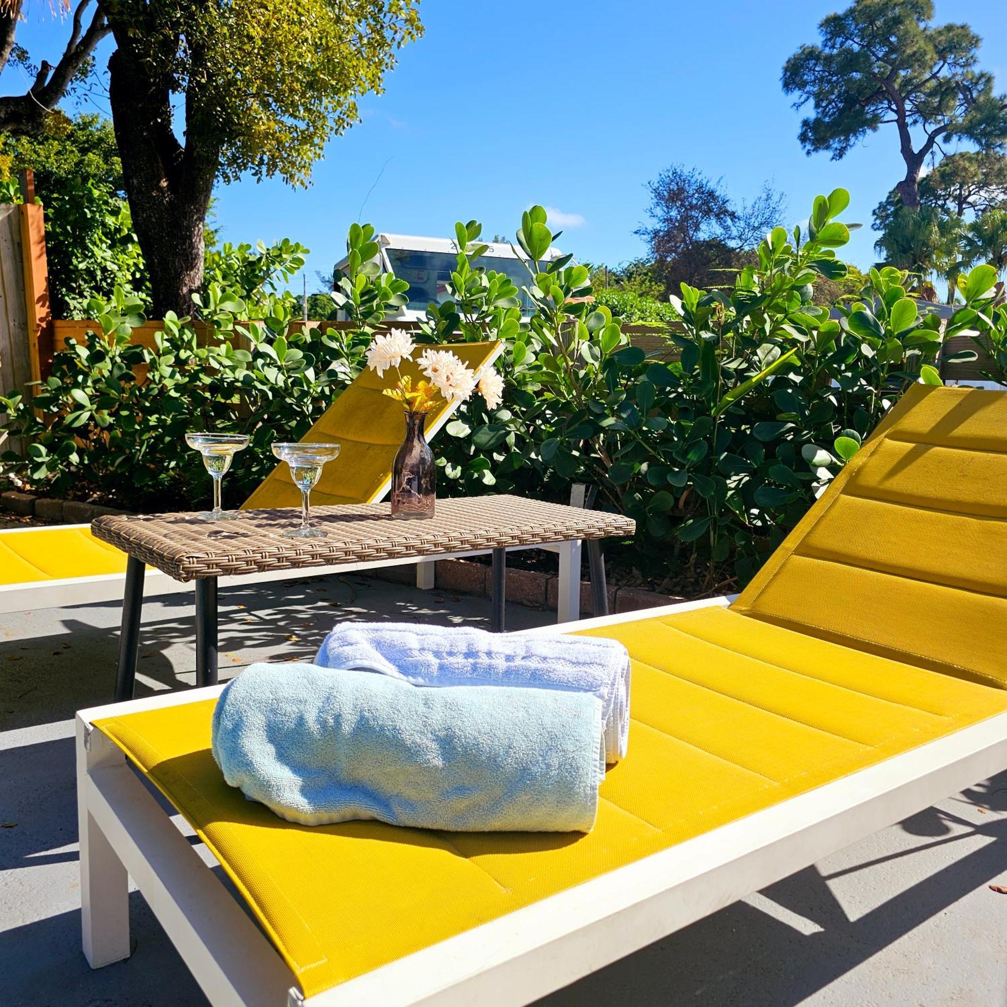 Equipped House W Pool & Patios, Near The Beaches, Prime Location- Ideal For Small Families, Coastal Haven Форт-Лодердейл Экстерьер фото